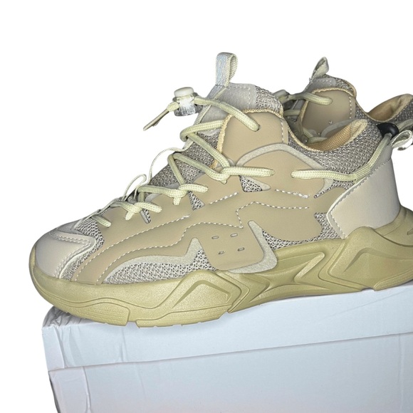 KIDS SNEAKERS!!! - Picture 3 of 7